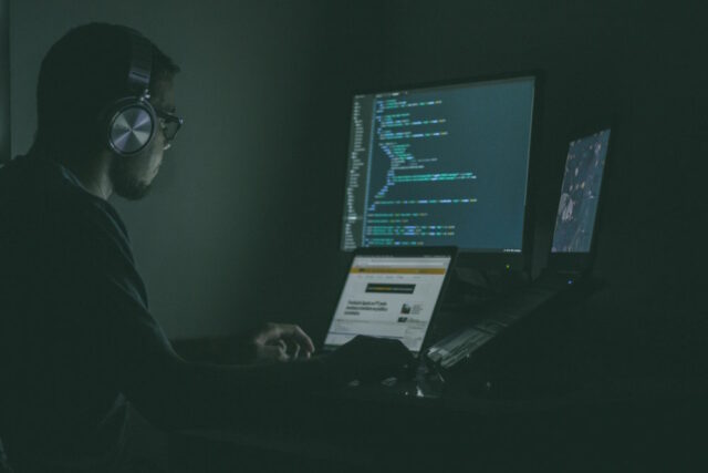 Dark web laptop