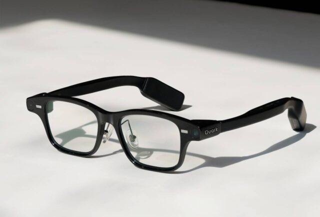 Alibaba Quark AI Glasses