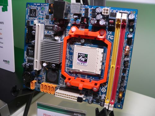 AMD's and Gigabyte's 'Churchill' reference design kit (RDK) board