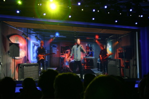 Smashmouth performs in avatar form for Intel keynote 