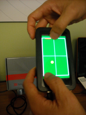 Synaptics' demonstration of 'Two-player Tennis Lite,' showing off multitouch sensitivity.